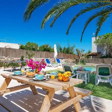 Las Estrellas Villa Cala Llombards